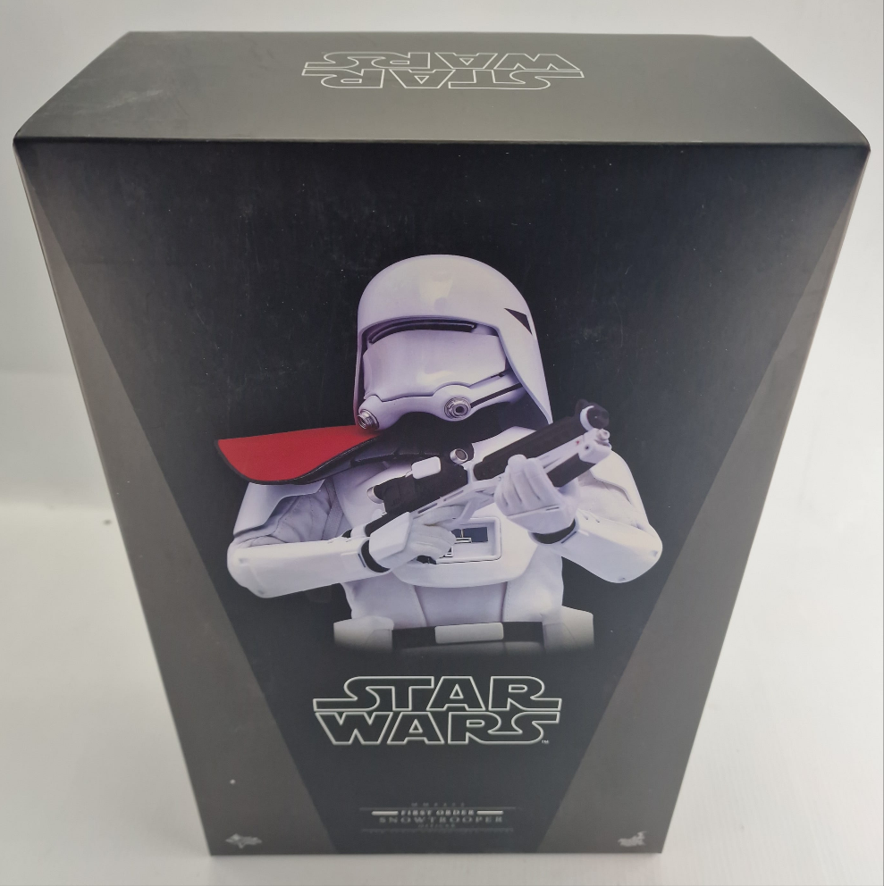 Star Wars Mandaloriens - First Order Snowtrooper Officer 30 cm Hot Toys 1/6 Figurine