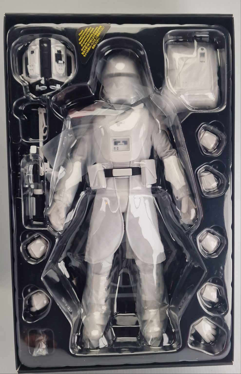 Star Wars Mandaloriens - First Order Snowtrooper Officer 30 cm Hot Toys 1/6 Figurine