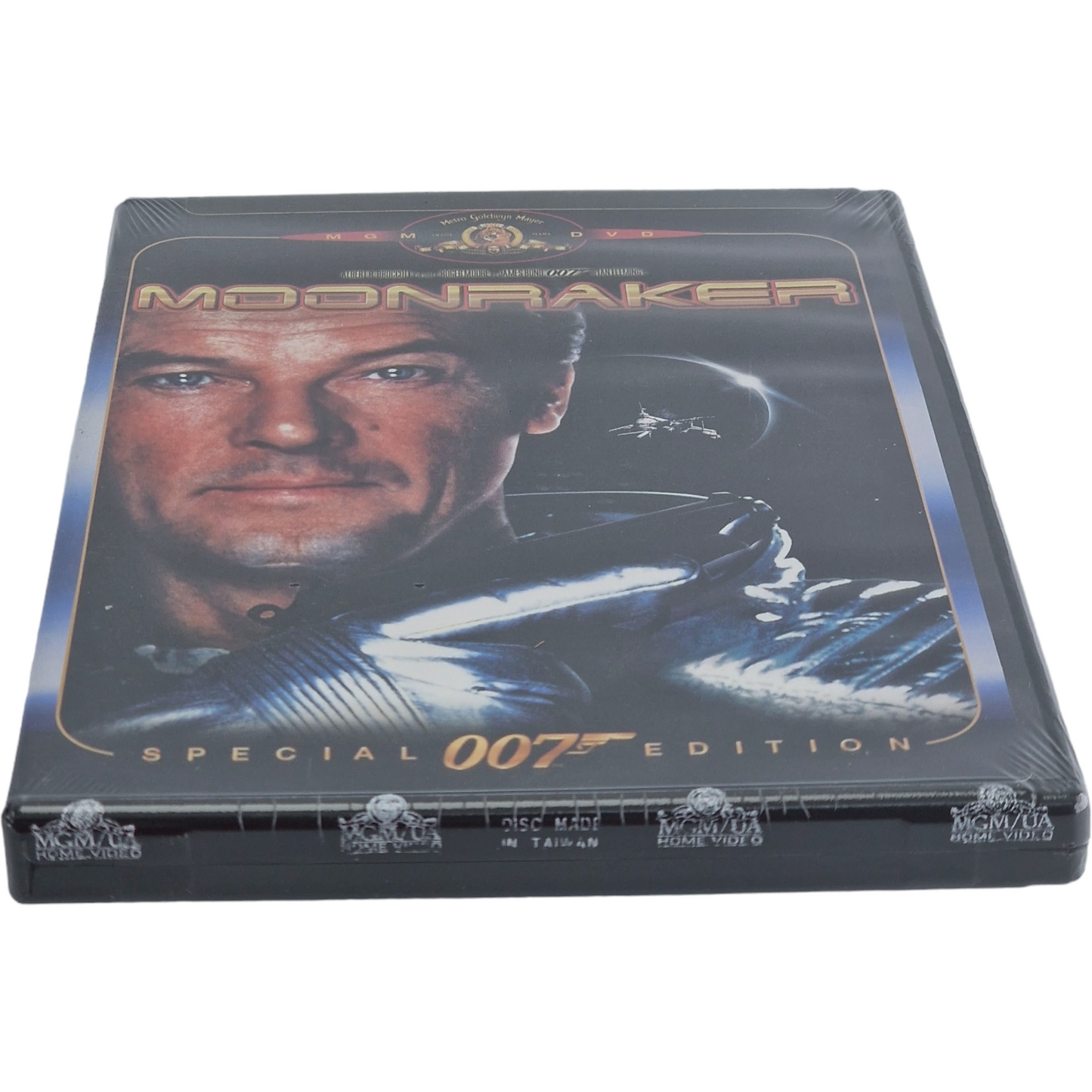 The Moonraker DVD 1979 James Bond Roger Moore 2000 Zone 1