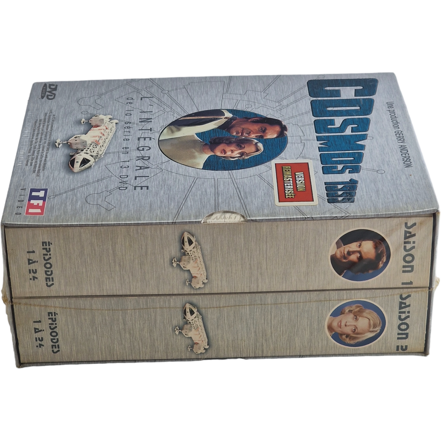 Cosmos 1999 - L'Intégrale de la série en 13 DVD 48 épisodes Coffret Zone 2