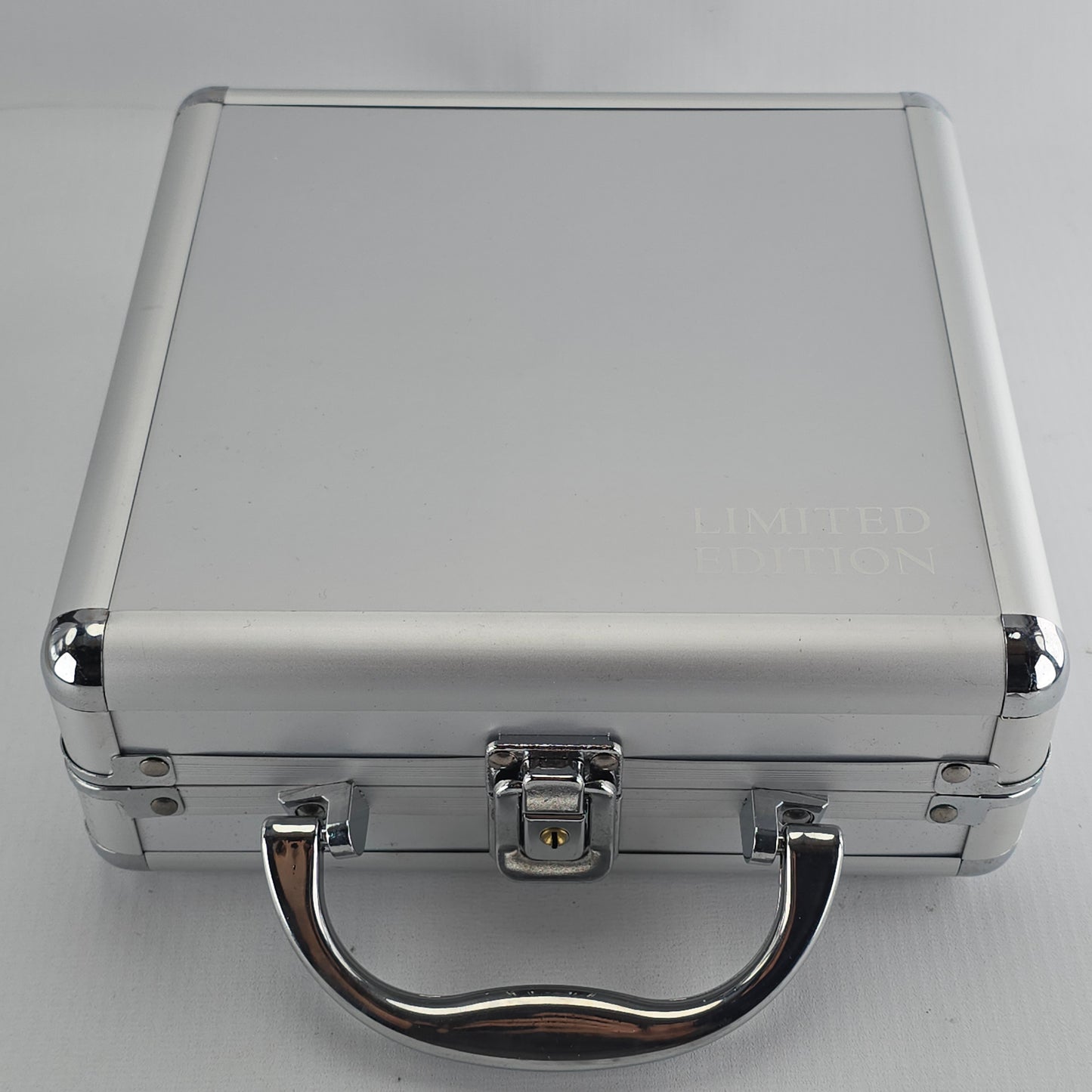 Casino Royale DVD Collection Edition Limitée Valise en aluminium Poker Zone 2