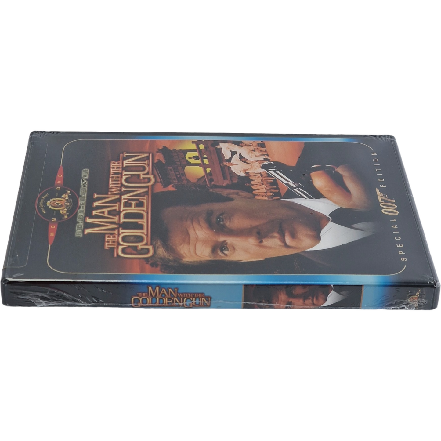 The Man with the Golden Gun DVD 1974 James Bond Roger Moore 2000 Zone 1