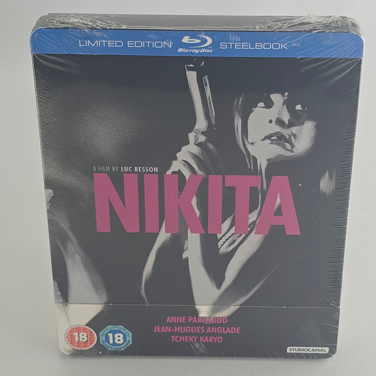 Nikita SteelBook Blu-ray UK Version française Anne Parillaud Luc Besson