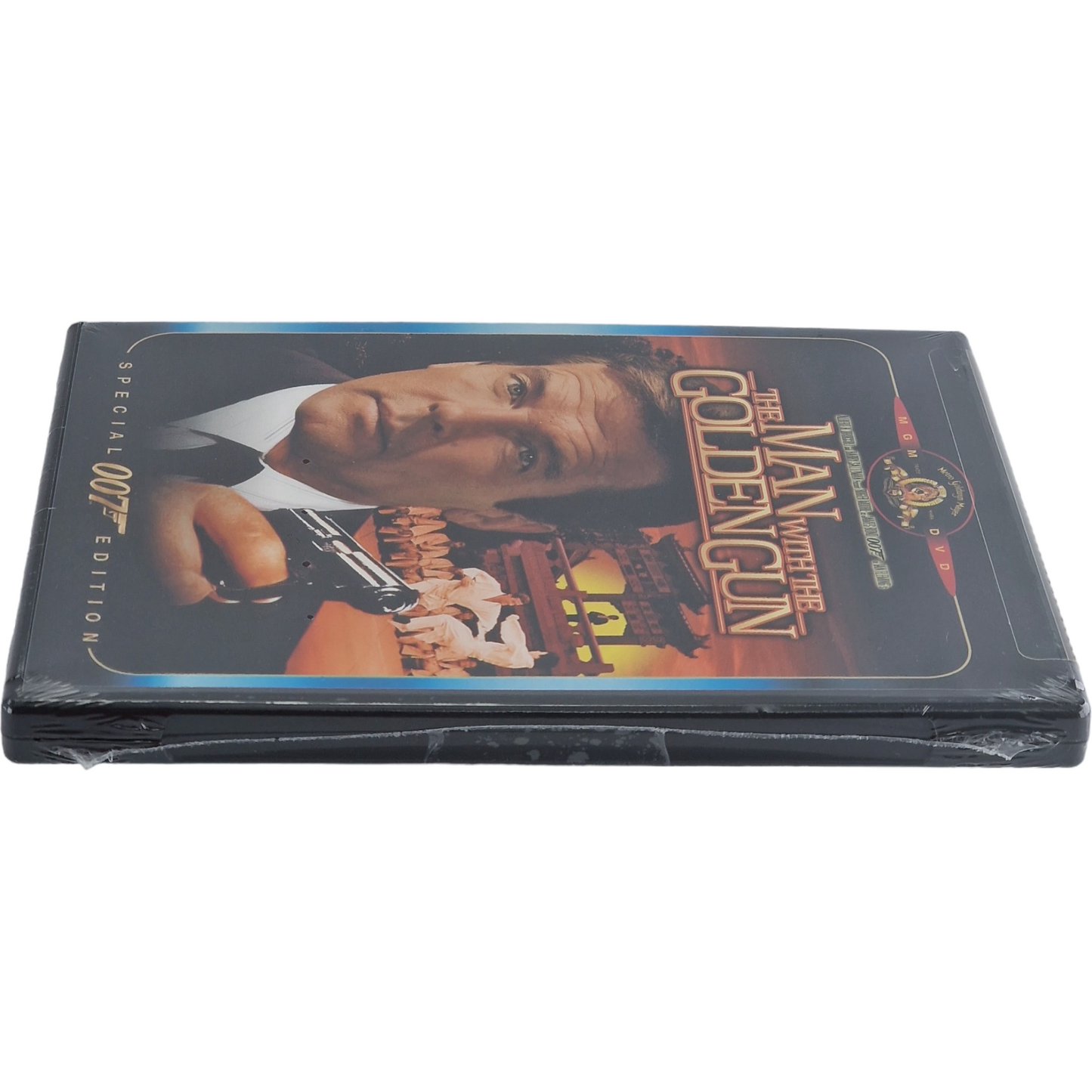 The Man with the Golden Gun DVD 1974 James Bond Roger Moore 2000 Zone 1