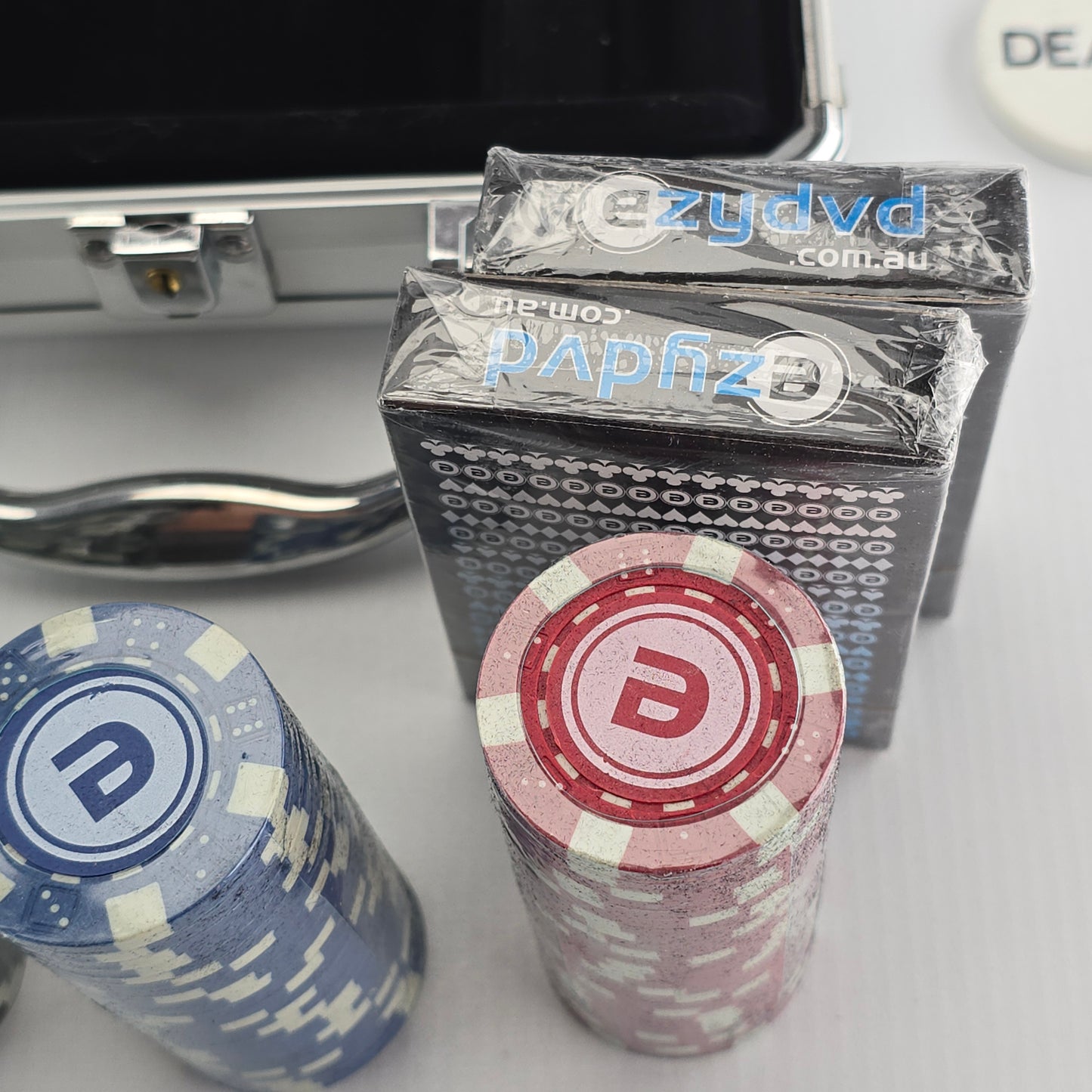 Casino Royale DVD Collection Edition Limitée Valise en aluminium Poker Zone 2