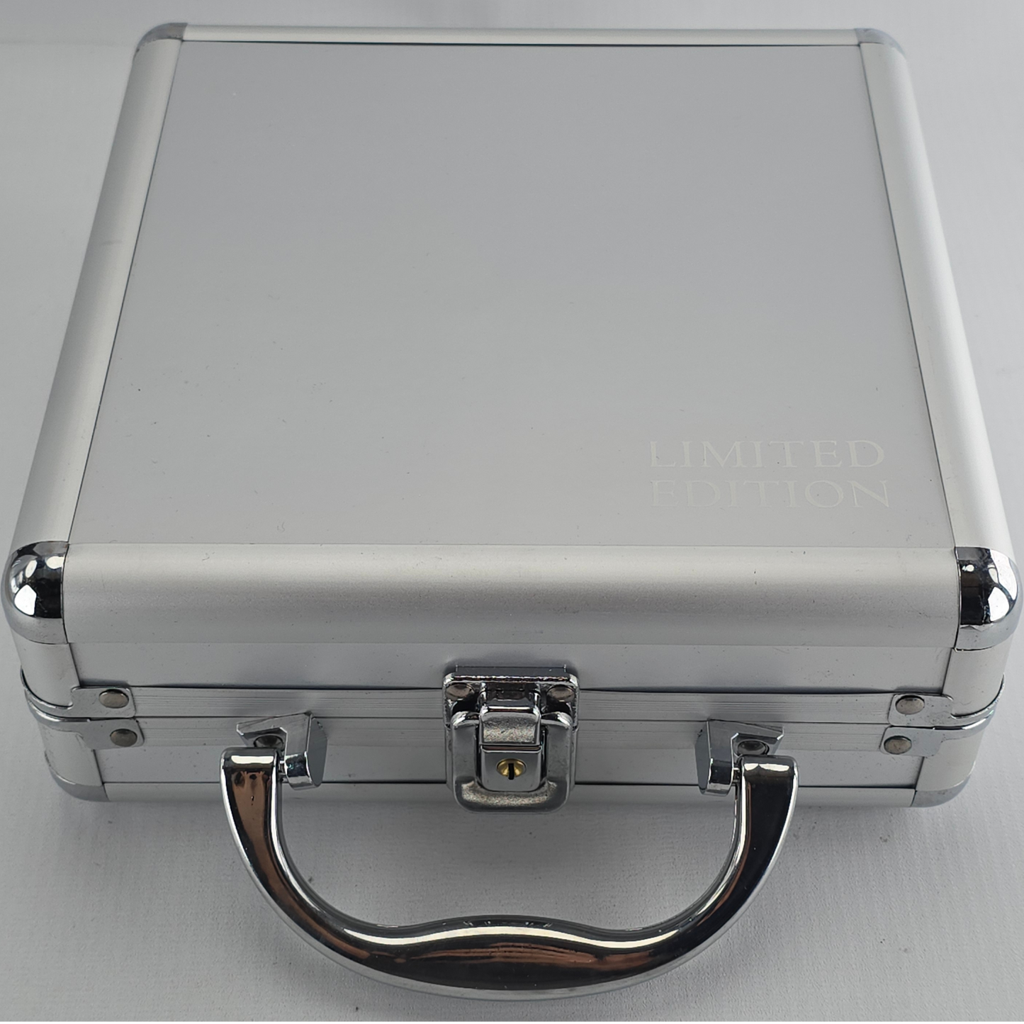 Casino Royale DVD Collection Edition Limitée Valise en aluminium Poker Zone 2