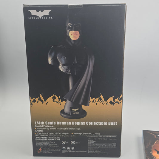 Batman Begins Blu-ray Gift Set + 1/4 Bust Hot Toys Ltd Edit Japan Rare Collector