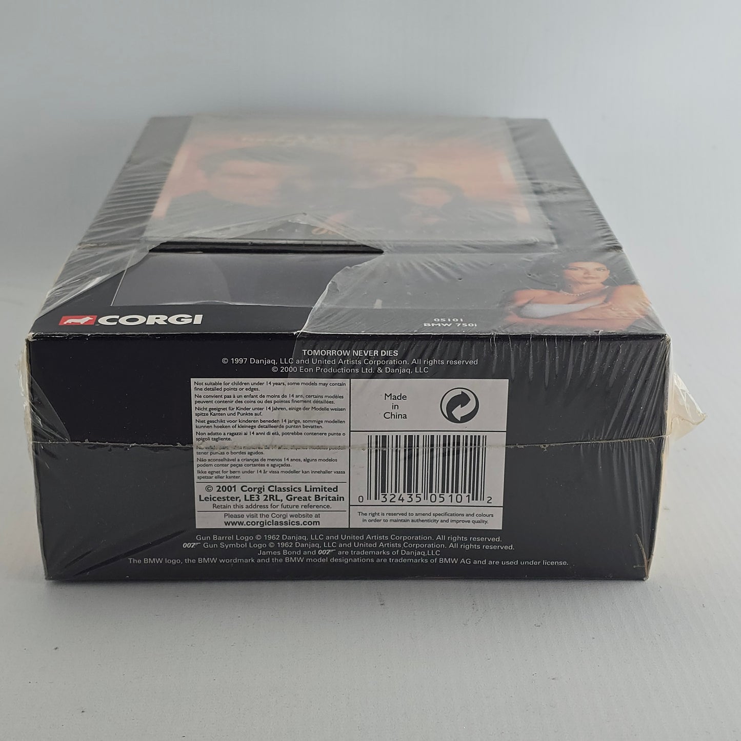 Tomorrow Never Dies 007 James bond DVD + BMW 750i grise  (réf.  05101) Z A