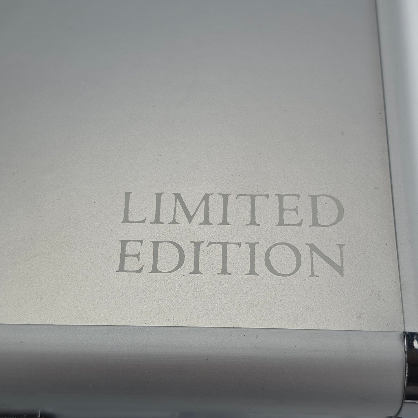 Casino Royale DVD Collection Edition Limitée Valise en aluminium Poker Zone 2