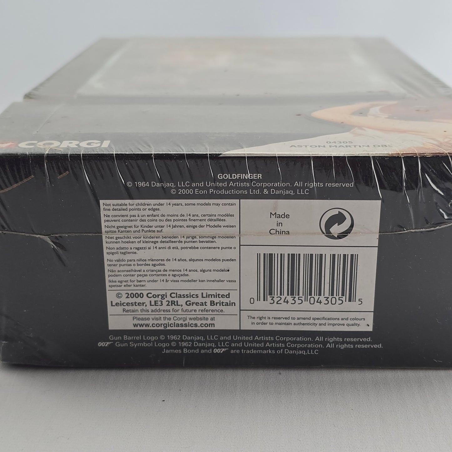Goldfinger 007 James bond DVD + Aston Martin DB5 grise  (réf. 04305) Z A