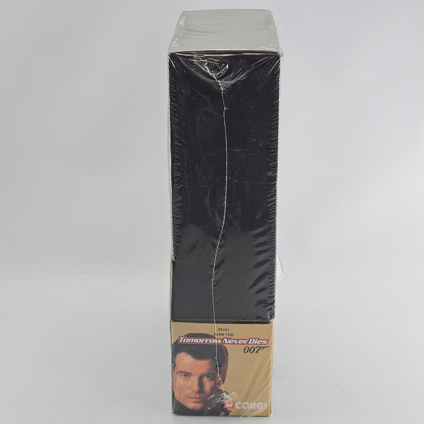 Tomorrow Never Dies 007 James bond DVD + BMW 750i grise  (réf.  05101) Z A