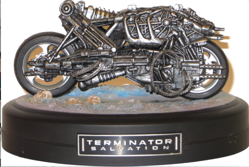 Terminator Salvation Blu-ray +DVD Coffret avec moto Collector  Zone B